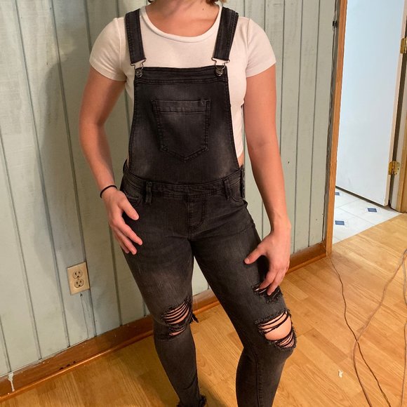 Long overalls - Picture 1 of 3